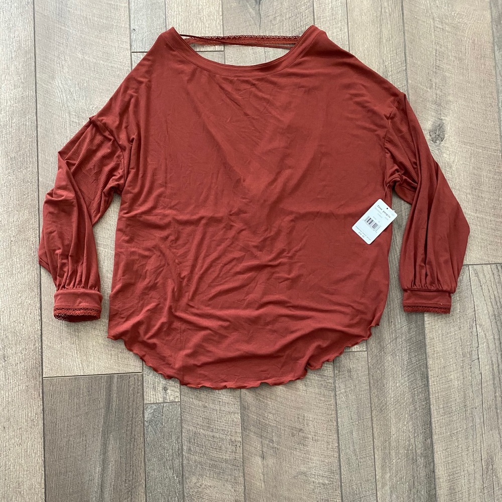 ⏰❗️🆕Free People Shimmy Shake V-Back Knit Top - Picture 5 of 8